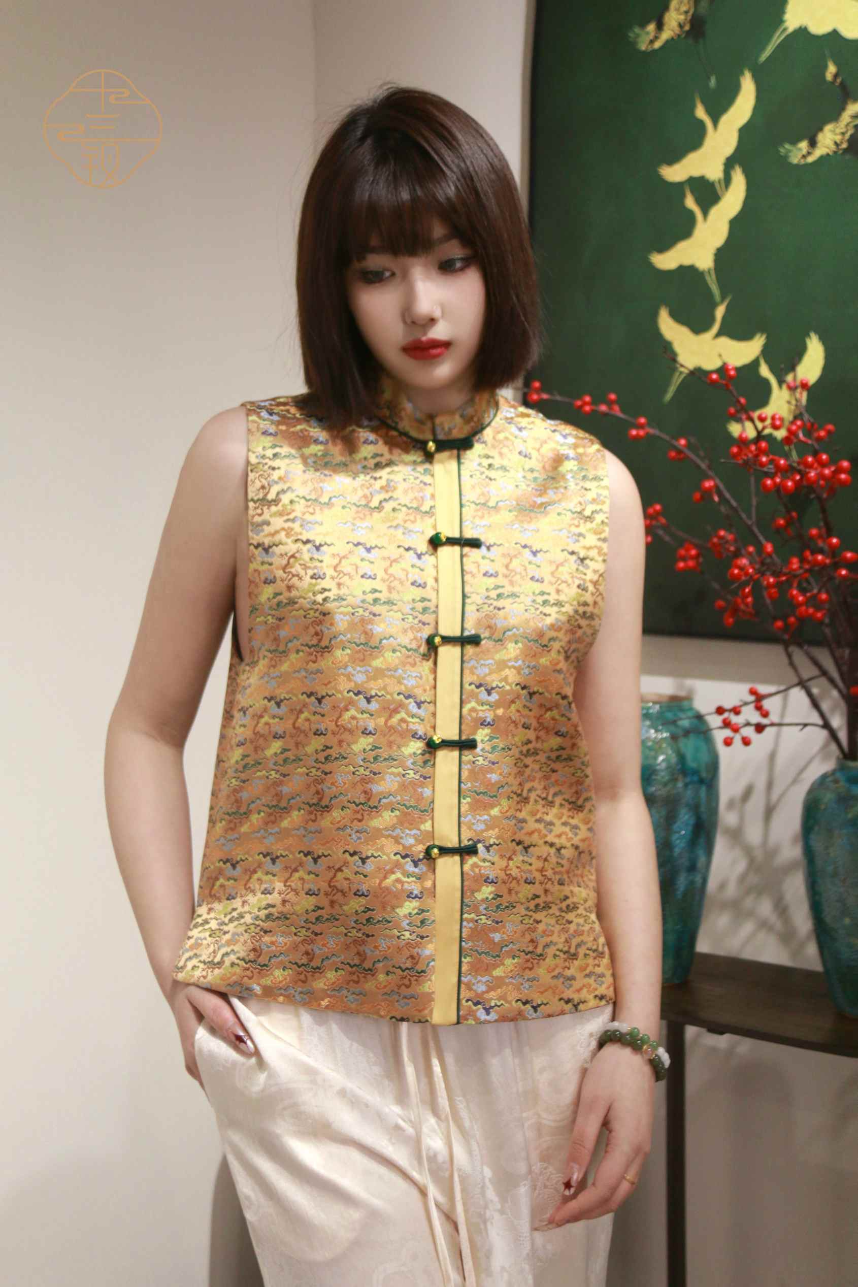 瑞彩祥云马甲-M